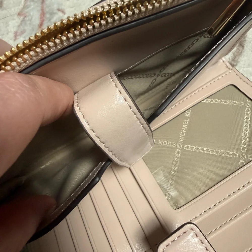 MICHAEL Michael Kors Adele Double Zip Pebble Leather Phone Wristlet Soft Pink
